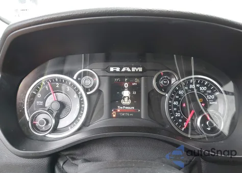 2019 Ram 1500 Big Horn/Lone Star 4X2 6'4 Box from USA, damaged, VIN 1C6RREBTXKN884365